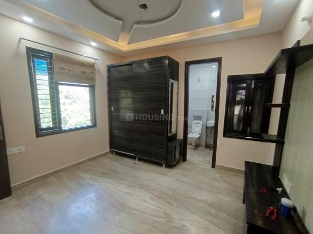 Flat for rent in North West Delhi, Deri
