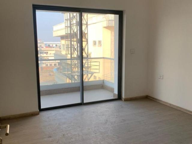 Flat for rent in Hariana