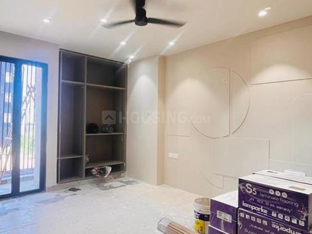 Flat for sale in Hariana
