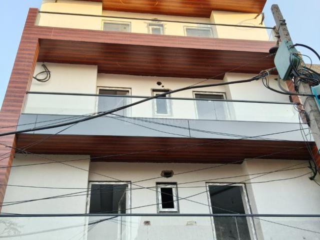 Flat for sale in Hariana