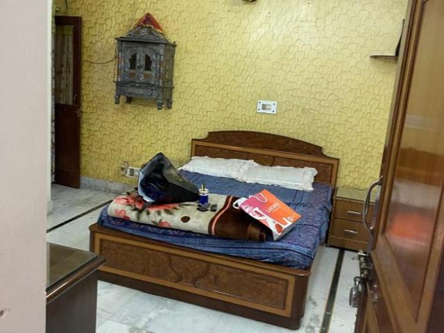 Flat for rent in North West Delhi, Deri