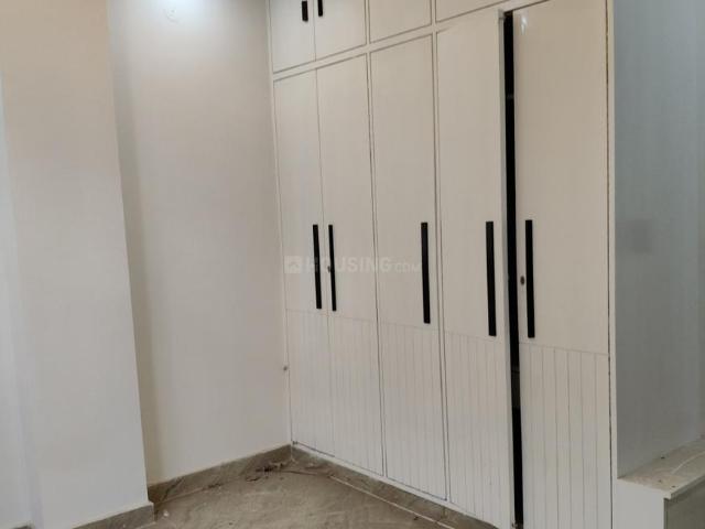 Flat for sale in North West Delhi, Deri