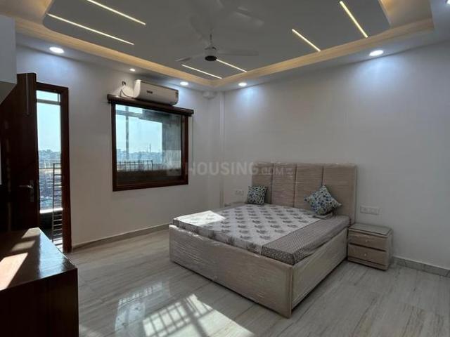 Flat for sale in North West Delhi, Deri