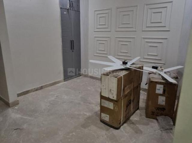 Flat for sale in North West Delhi, Deri
