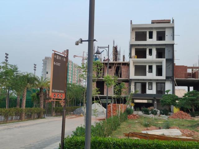 Flat for sale in Hariana