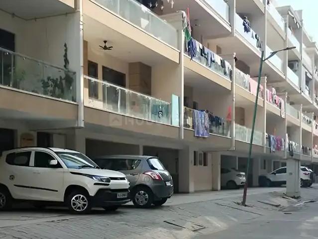 Flat for sale in Hariana