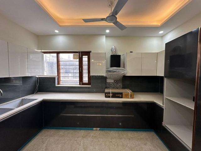 Flat for sale in Hariana