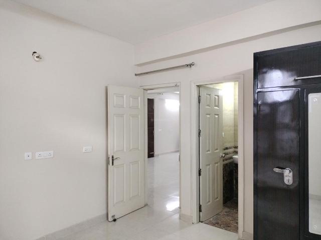 Flat for rent in Hariana