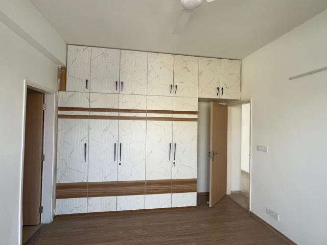 Flat for rent in Hariana