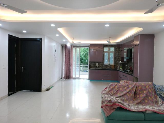 Flat for rent in Deri