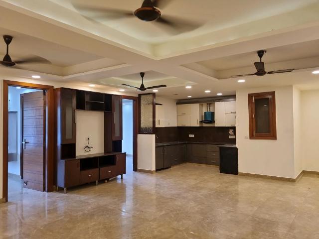 Flat for rent in Deri