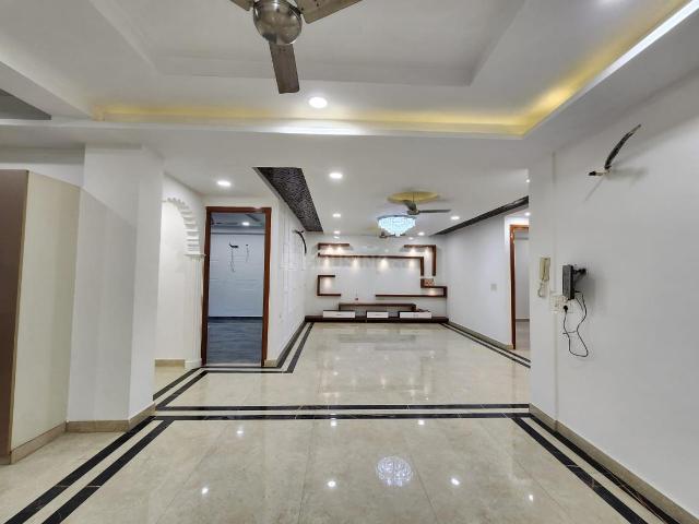 Flat for rent in Deri