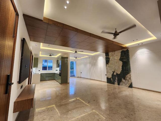 Flat for rent in Deri