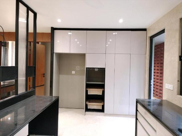 Flat for sale in Deri