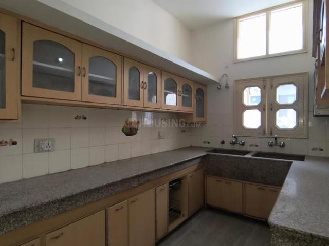Flat for rent in Hariana