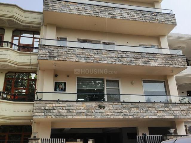 Flat for sale in Hariana
