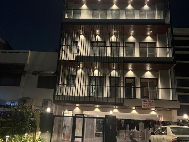 Flat for sale in Sector 8, Panchkula