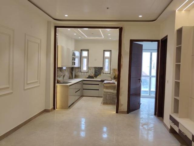 Flat for rent in North West Delhi, Deri