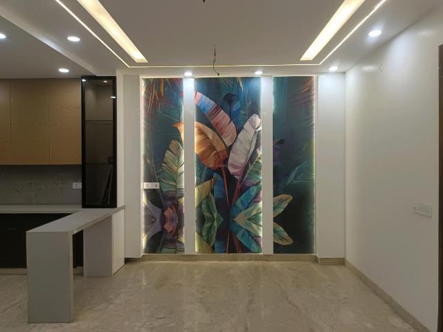 Flat for sale in North West Delhi, Deri