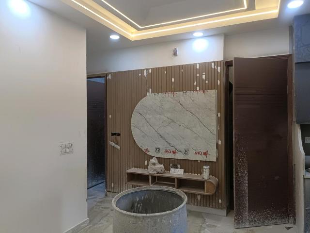 Flat for sale in North West Delhi, Deri