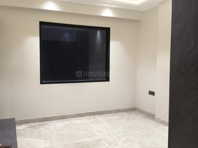Flat for sale in North West Delhi, Deri