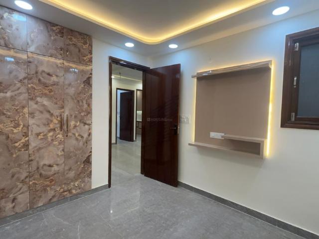 Flat for sale in North West Delhi, Deri
