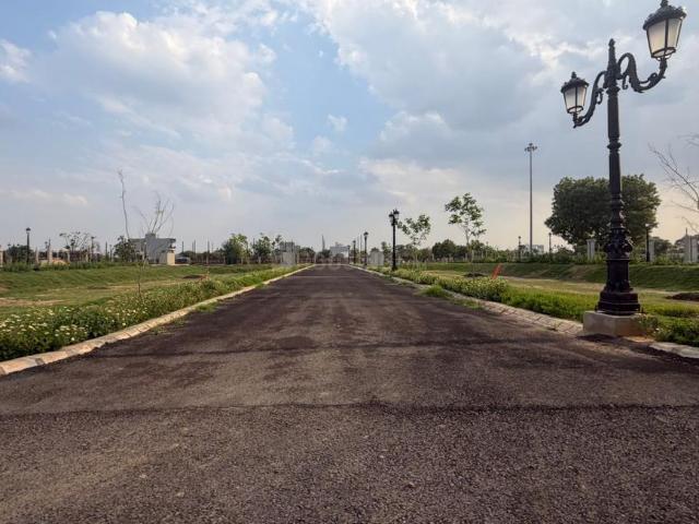 Flat for sale in Hariana