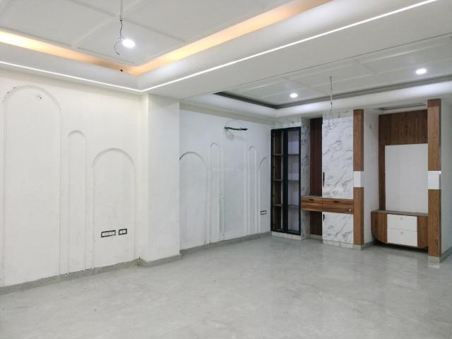 Flat for sale in Hariana