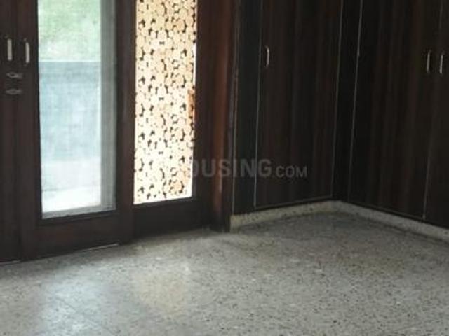 Flat for rent in West Delhi, Deri
