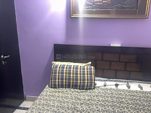 Flat for rent in East Delhi, Deri