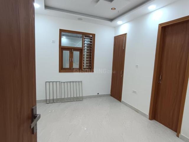 Flat for sale in North West Delhi, Deri