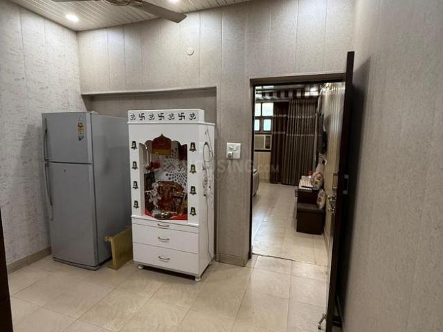 Flat for rent in North West Delhi, Deri