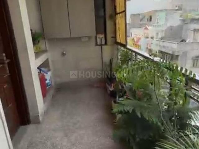 Flat for sale in North West Delhi, Deri