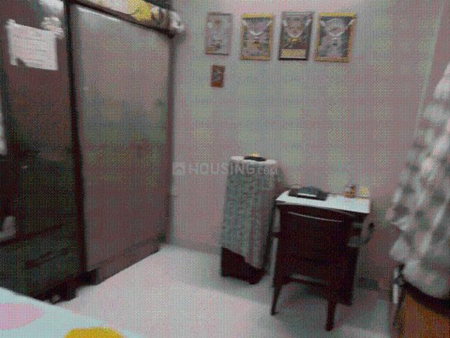 Flat for sale in North West Delhi, Deri