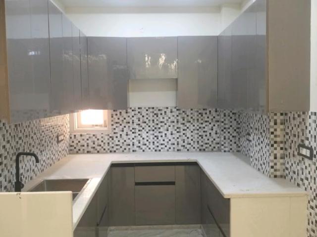 Flat for sale in Central Delhi, Deri