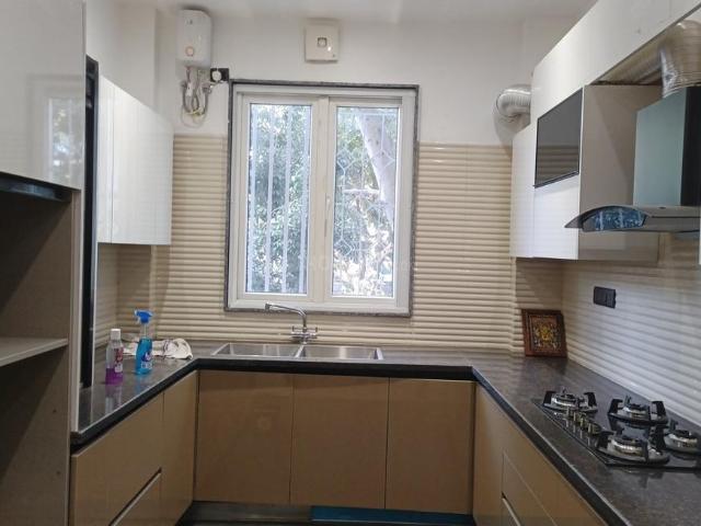 Flat for rent in South Delhi, Deri