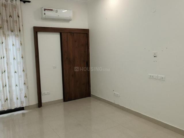 Flat for rent in South Delhi, Deri