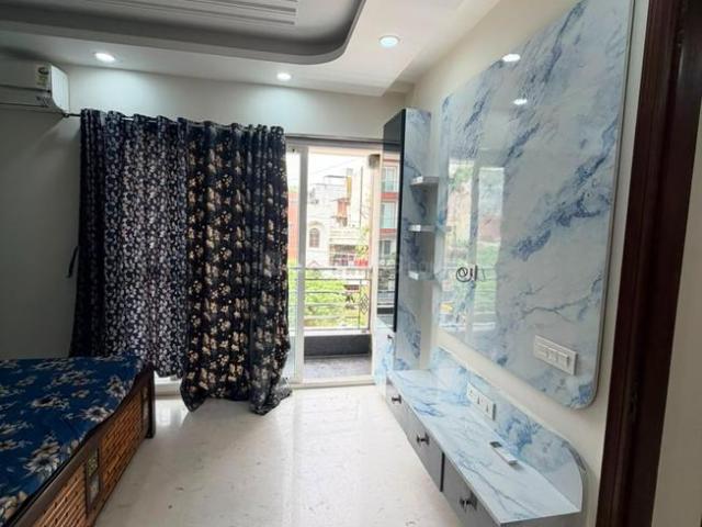 Flat for rent in South Delhi, Deri