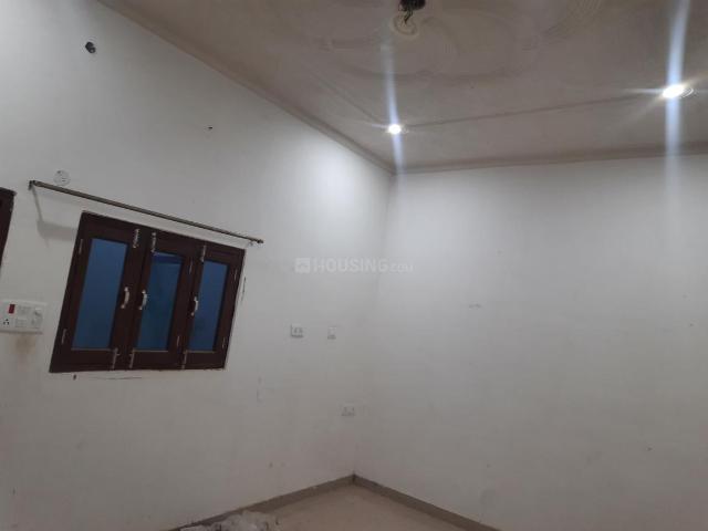 Flat for rent in Azamgarh