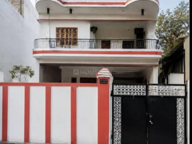 Flat for rent in Varanasi, Arunachal Pradesh
