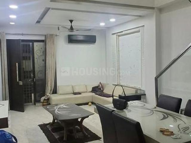 Flat for rent in Subash Nagar, Delhi