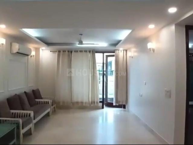 Flat for rent in Deri