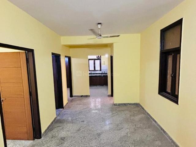 Flat for rent in South Delhi, Deri