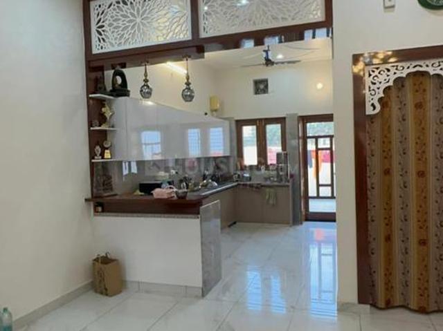 Flat for rent in Hariana