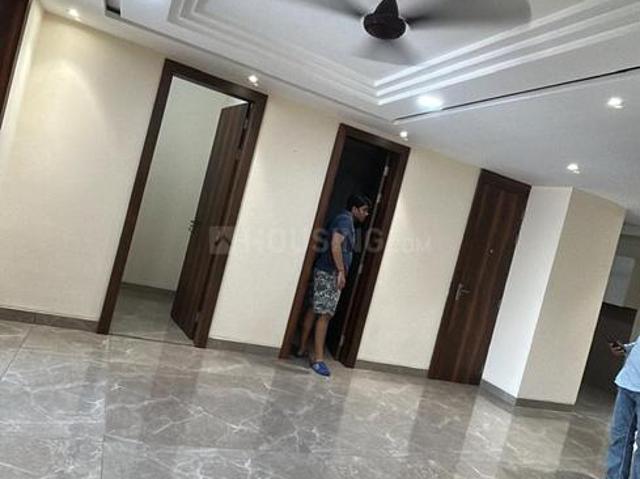 Flat for rent in Deri