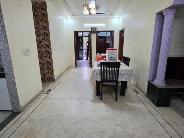 Flat for sale in East Delhi, Deri