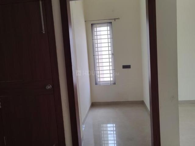 Flat for rent in Madya