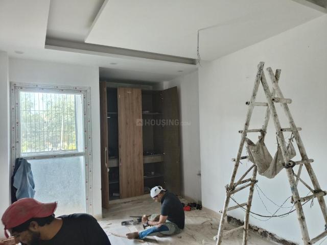 Flat for sale in West Delhi, Deri