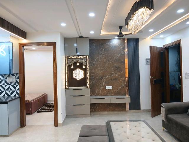 Flat for sale in West Delhi, Deri