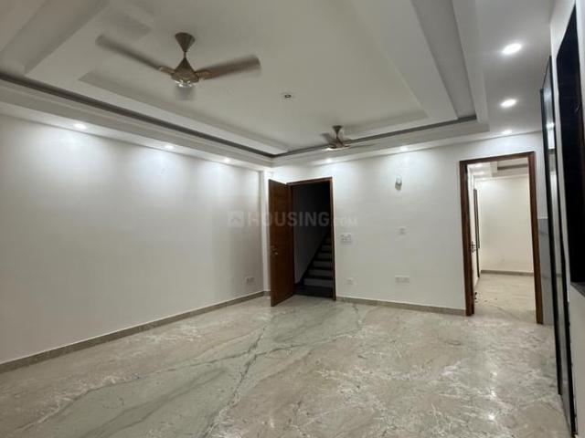 Flat for rent in Deri